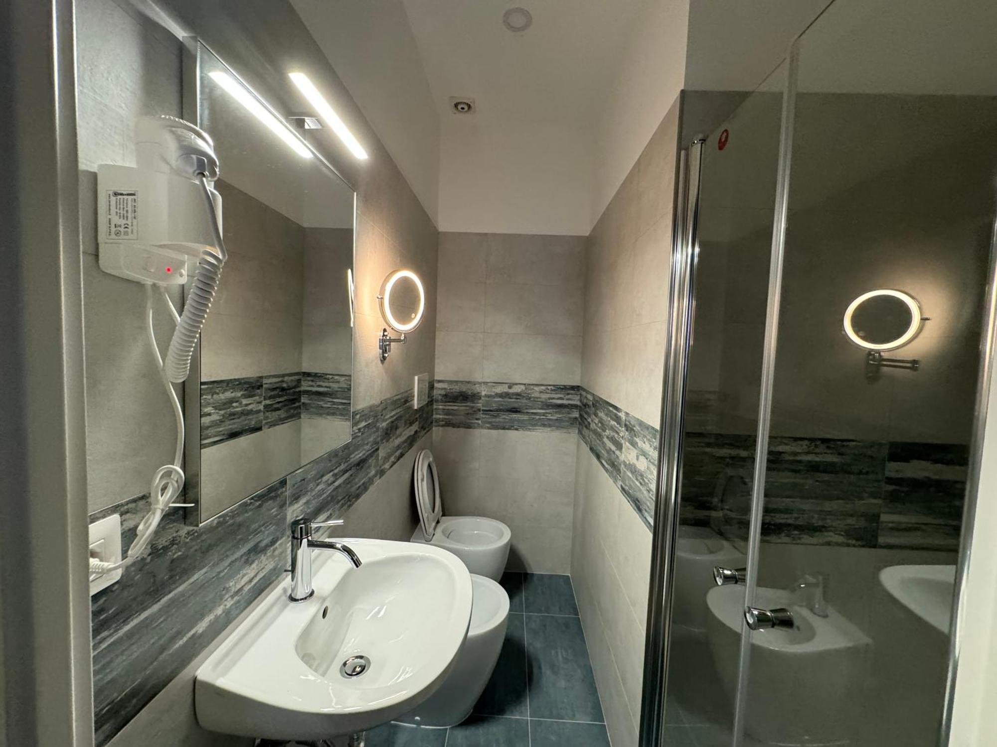 Costantino Rooms Рим Екстериор снимка