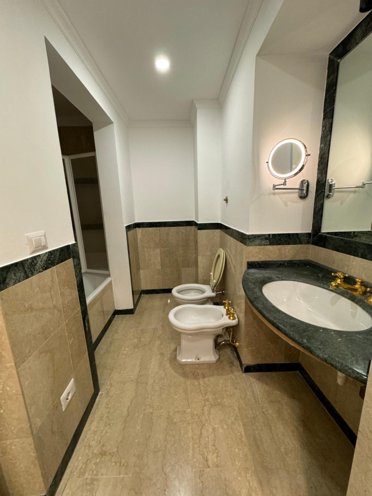 Costantino Rooms Рим Екстериор снимка